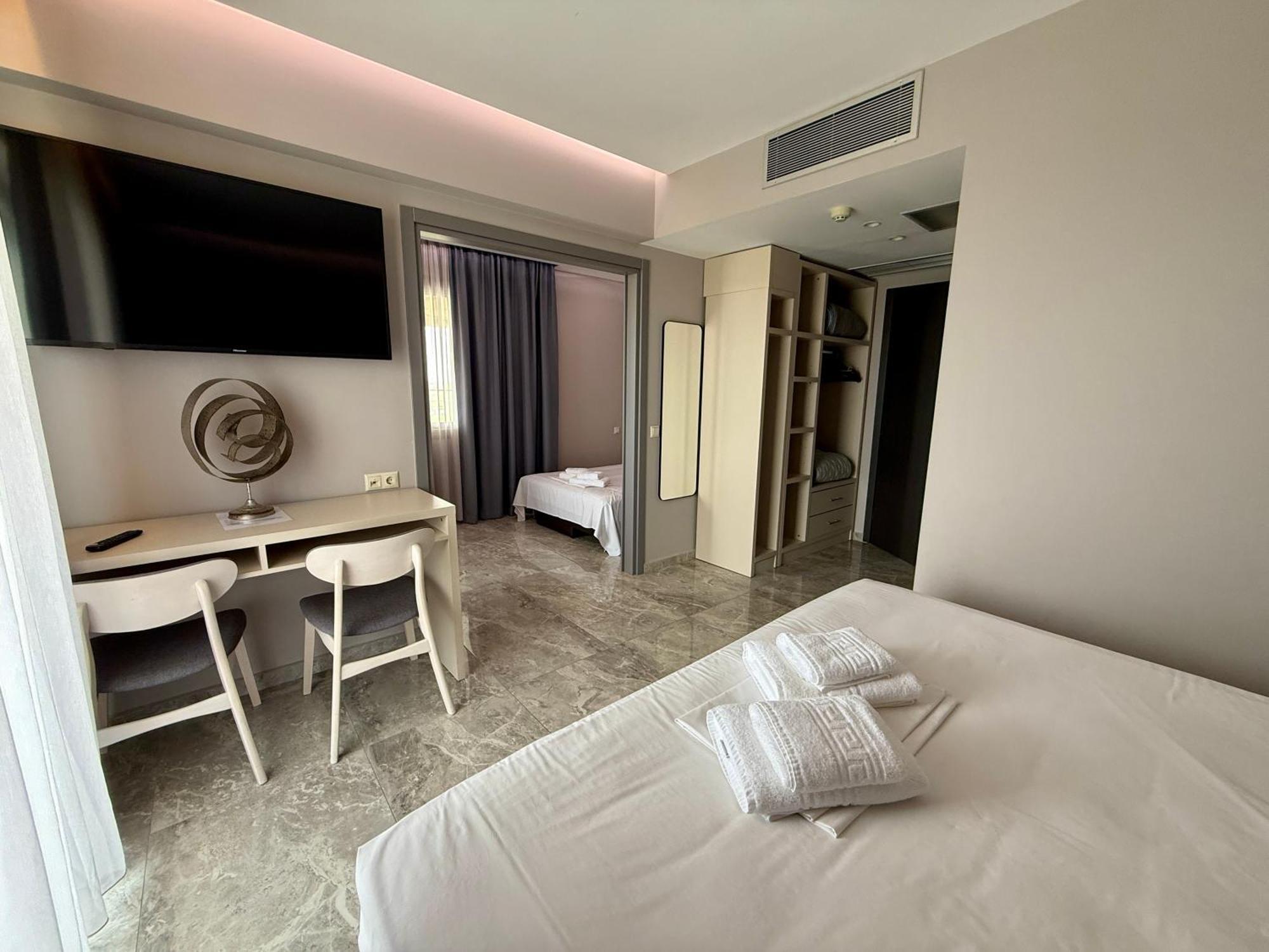 Peloton Inn Paralia Katerinis Exterior photo